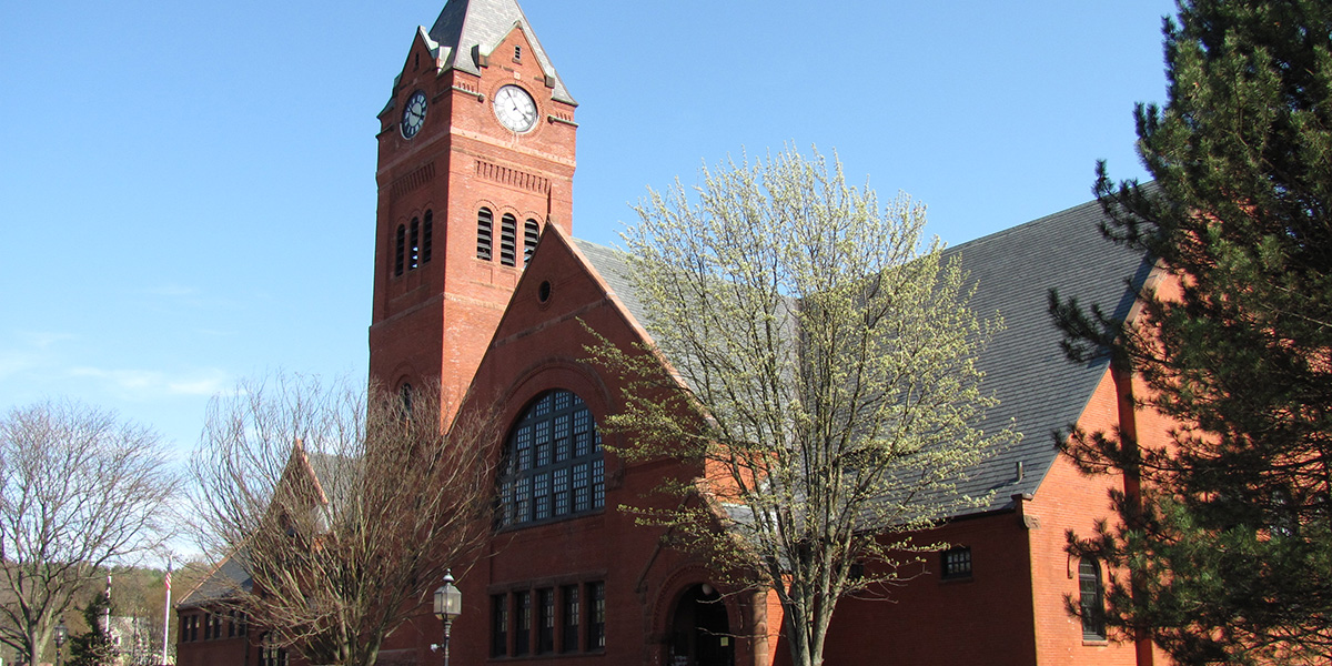 Repairing damaged chimneys and more in Winchester, MA
